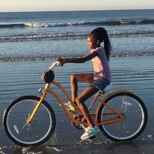 Meet your Posher, Warren